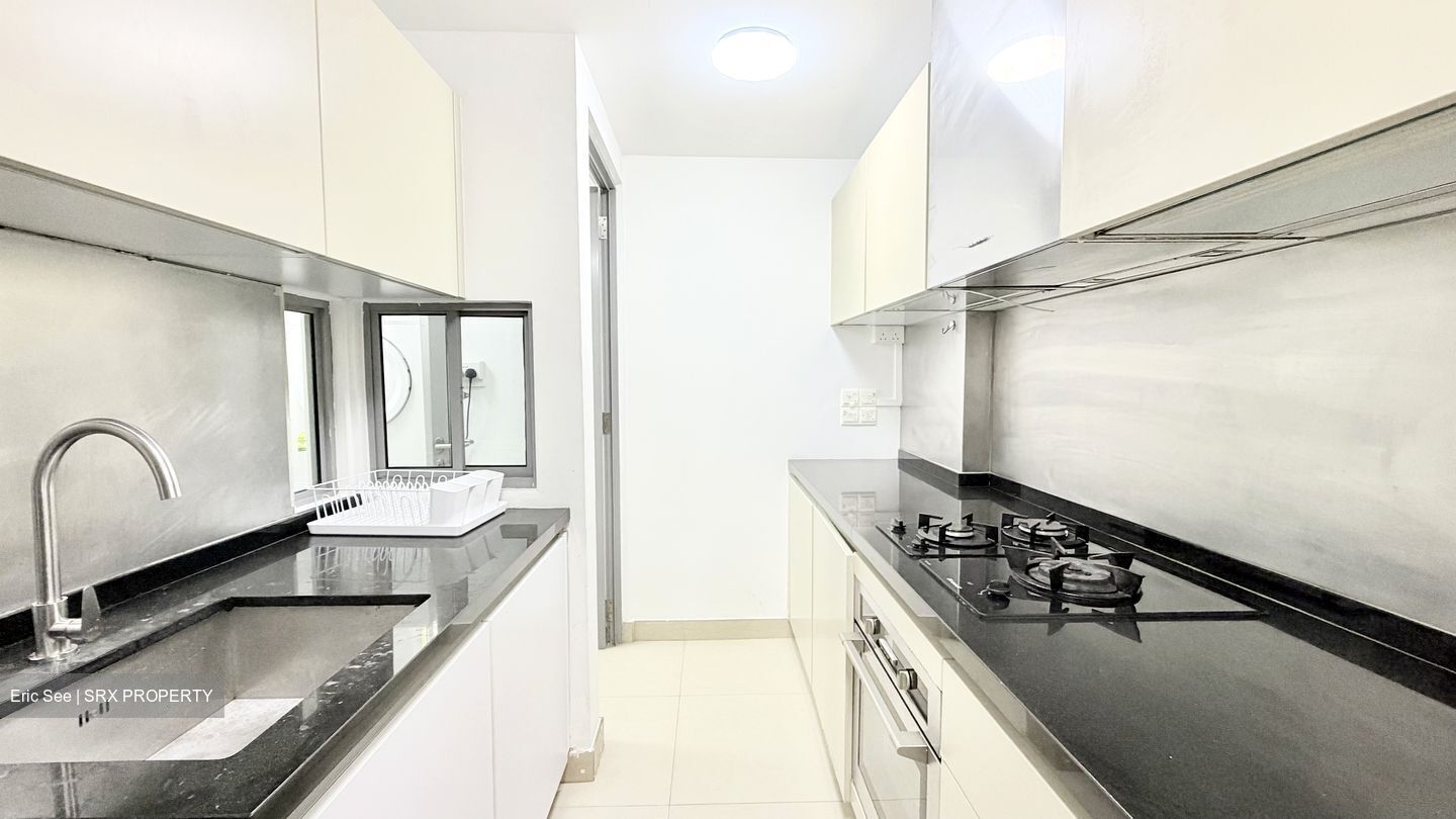 Atrium Residences (D14), Apartment #561529001